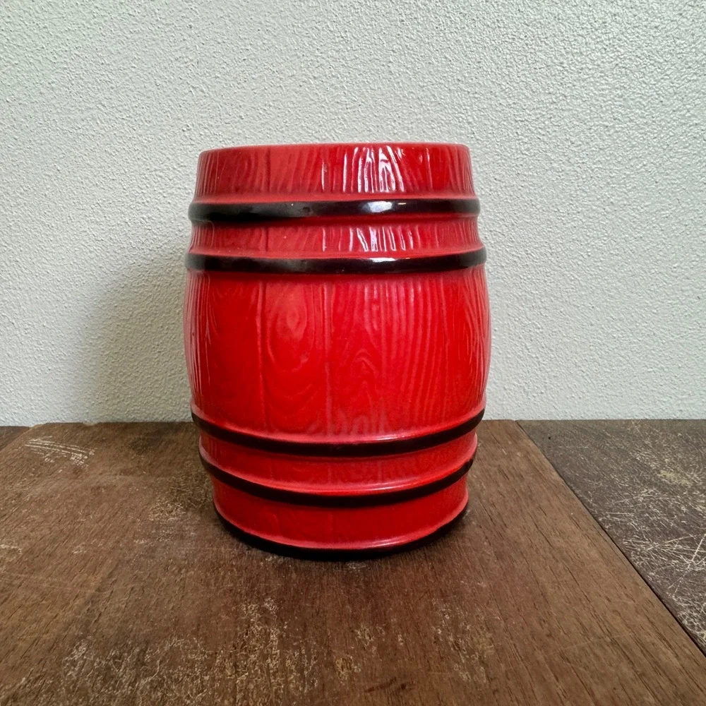 Old McDonald Farm Red Barrel‎ Jar Canister 4.75 inches REPLACEMENT - NO LID